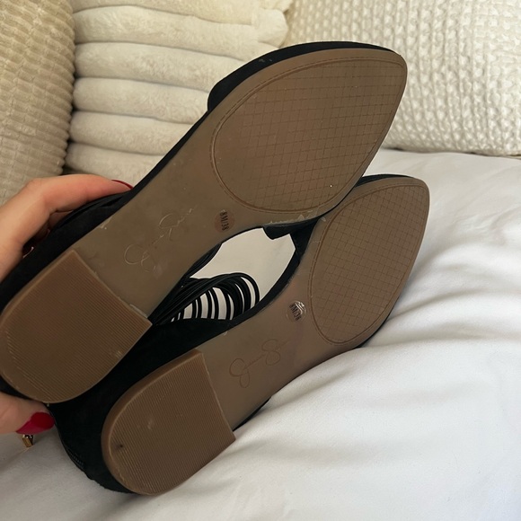 Chic Black Women's Heels - Picture 7 of 7